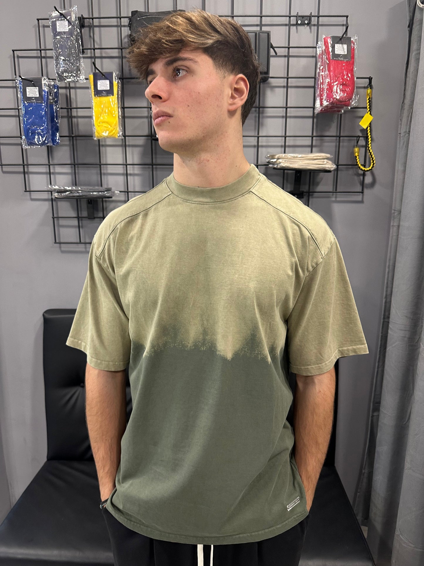 T-shirt verde slavato