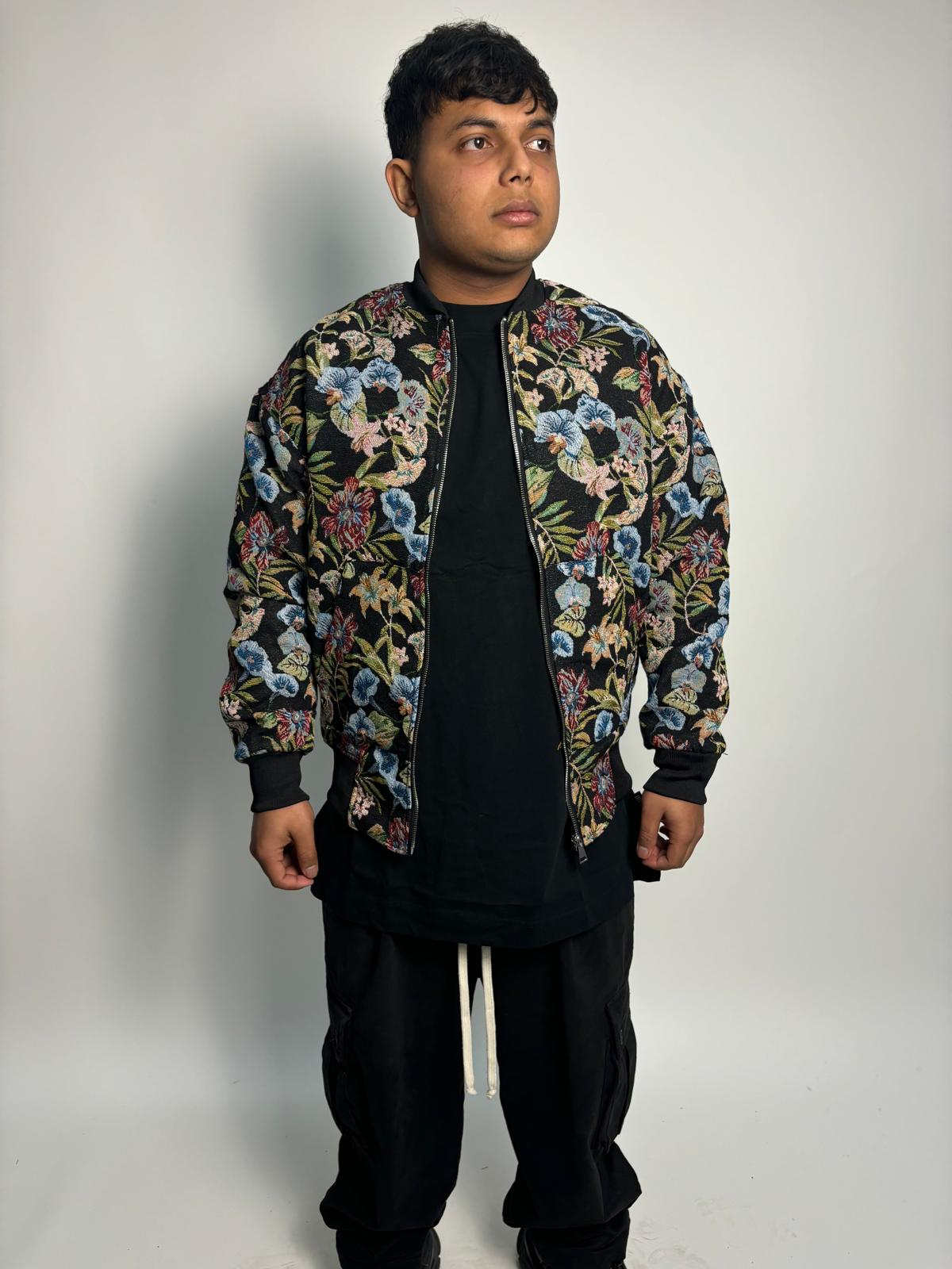 bomber black floreal